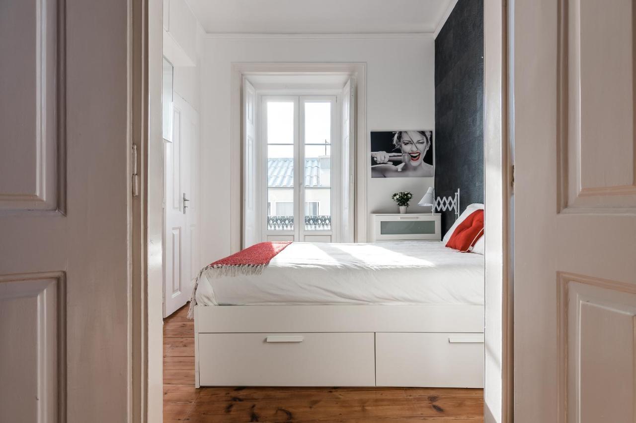 Elegant 3 Bedroom Flat With View In Principe Real Lisboa Extérieur photo