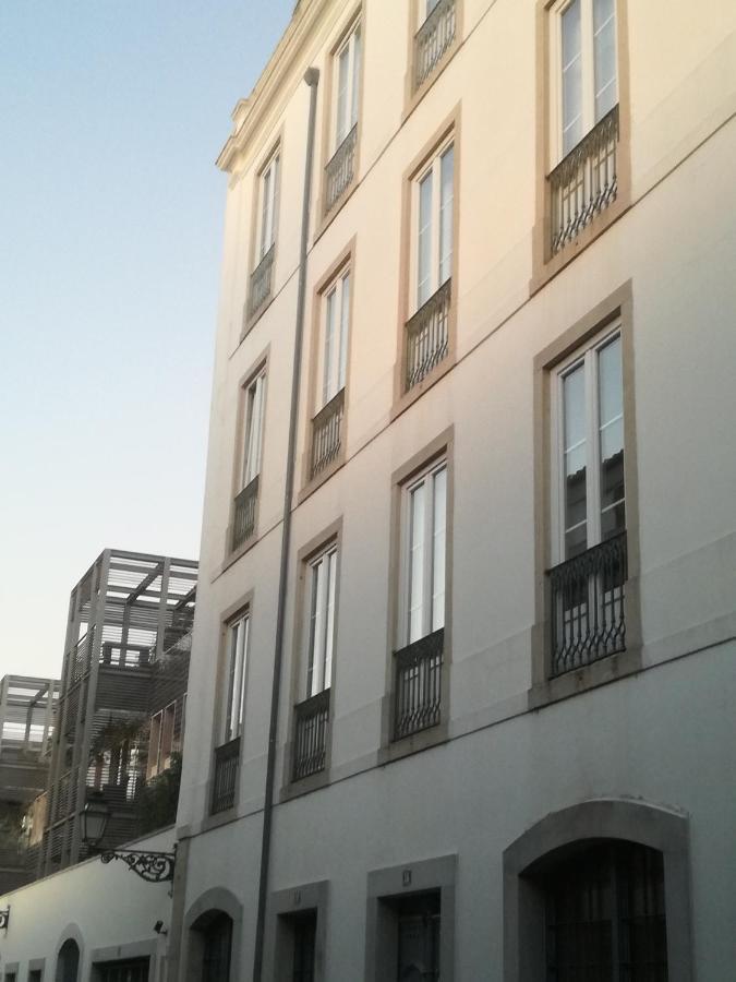Elegant 3 Bedroom Flat With View In Principe Real Lisboa Extérieur photo